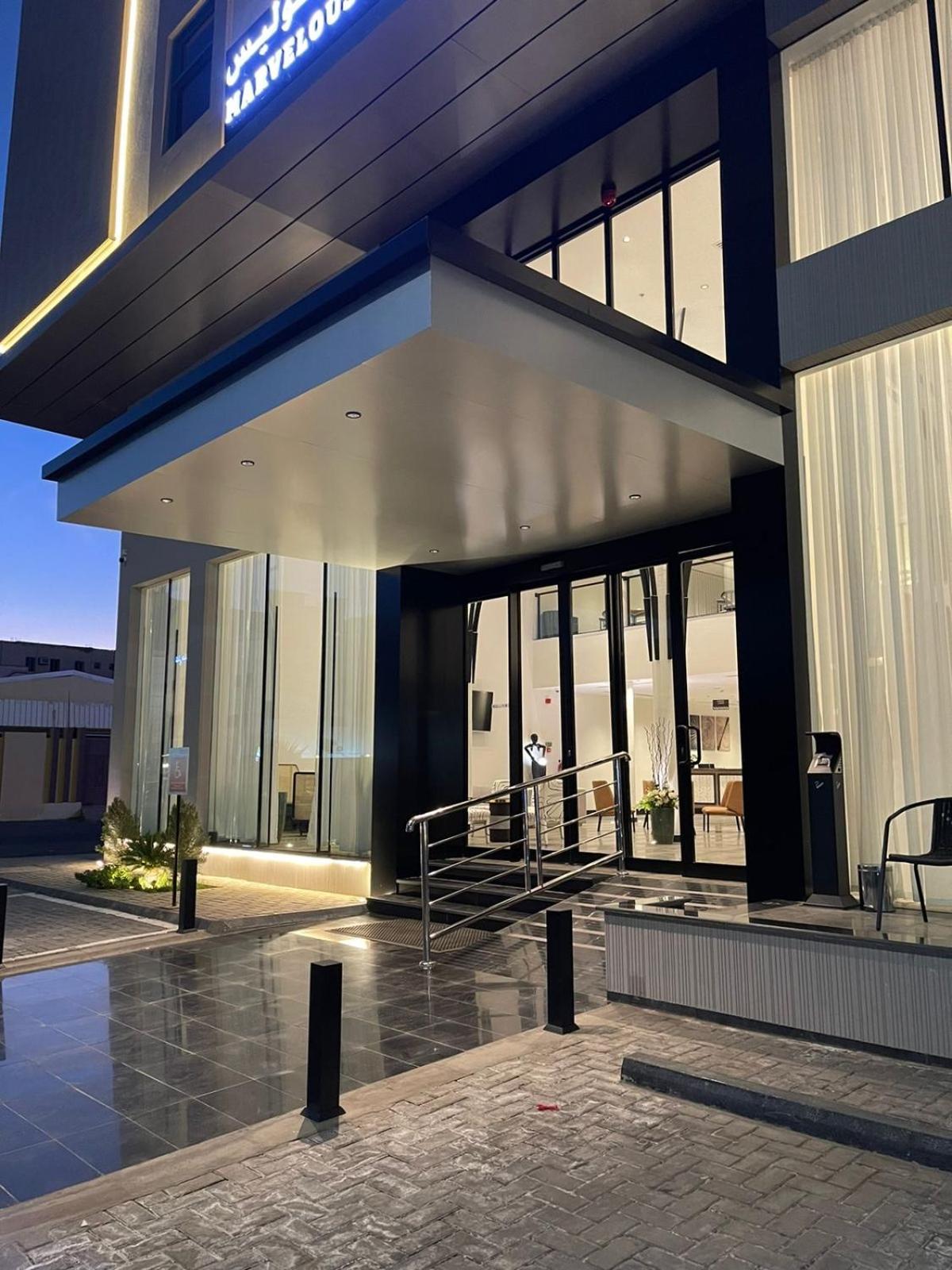 Marvelous Hotel Tabuk Bagian luar foto